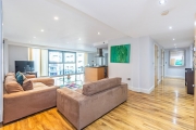 Spacious 2 Bed Penthouse in Canary Wharf