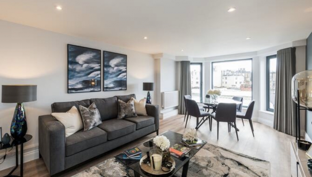 Stunning 3 Bedroom Kensington Apartment