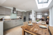 Luxury 2Bed Kensington House w/ Garden