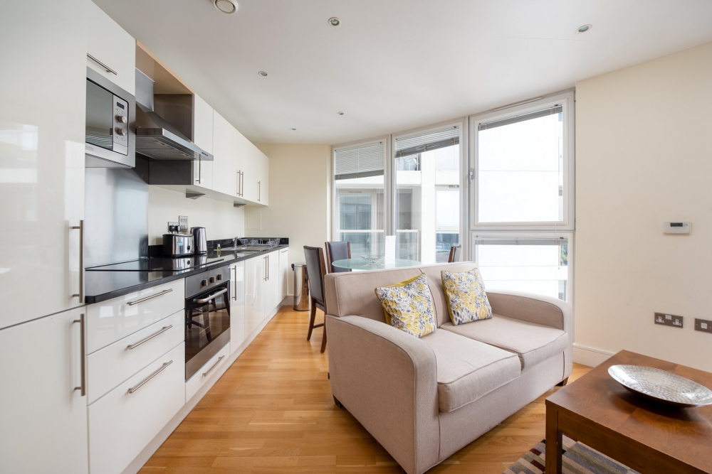 Modern Canary Wharf 1BR Apartment 